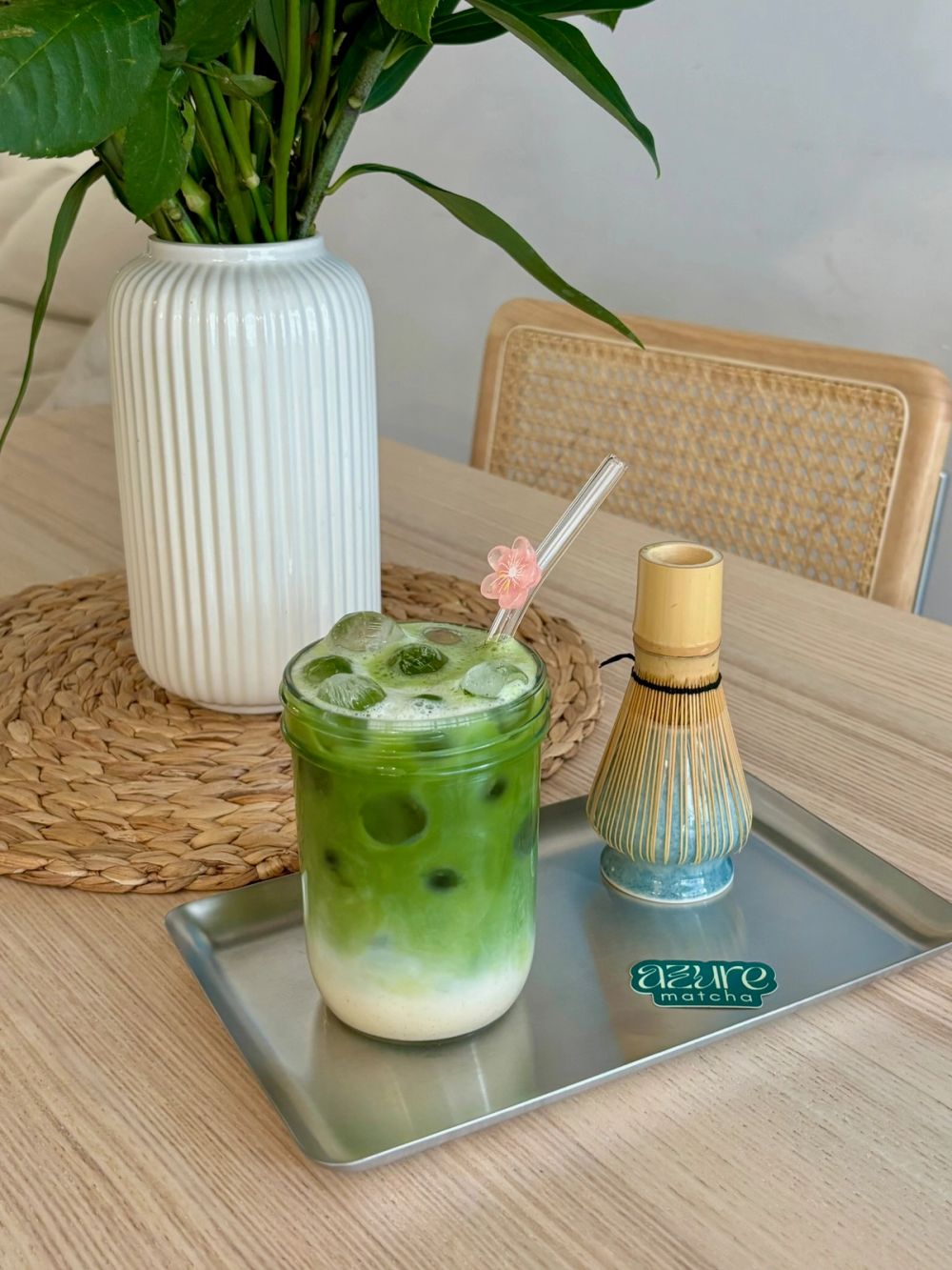 Matcha Green Tea: How Much Caffeine? (Sept 2026)