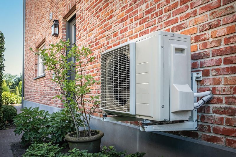 Depuis le 18 juillet 2026, les PAC air/air peuvent être facturées à 5,5 %