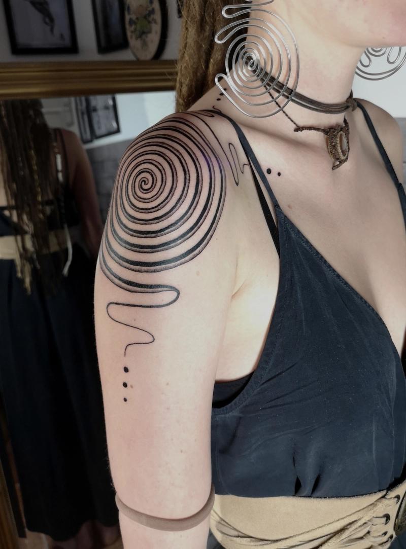 Jaala Novelli Tattoo Arbeit 37