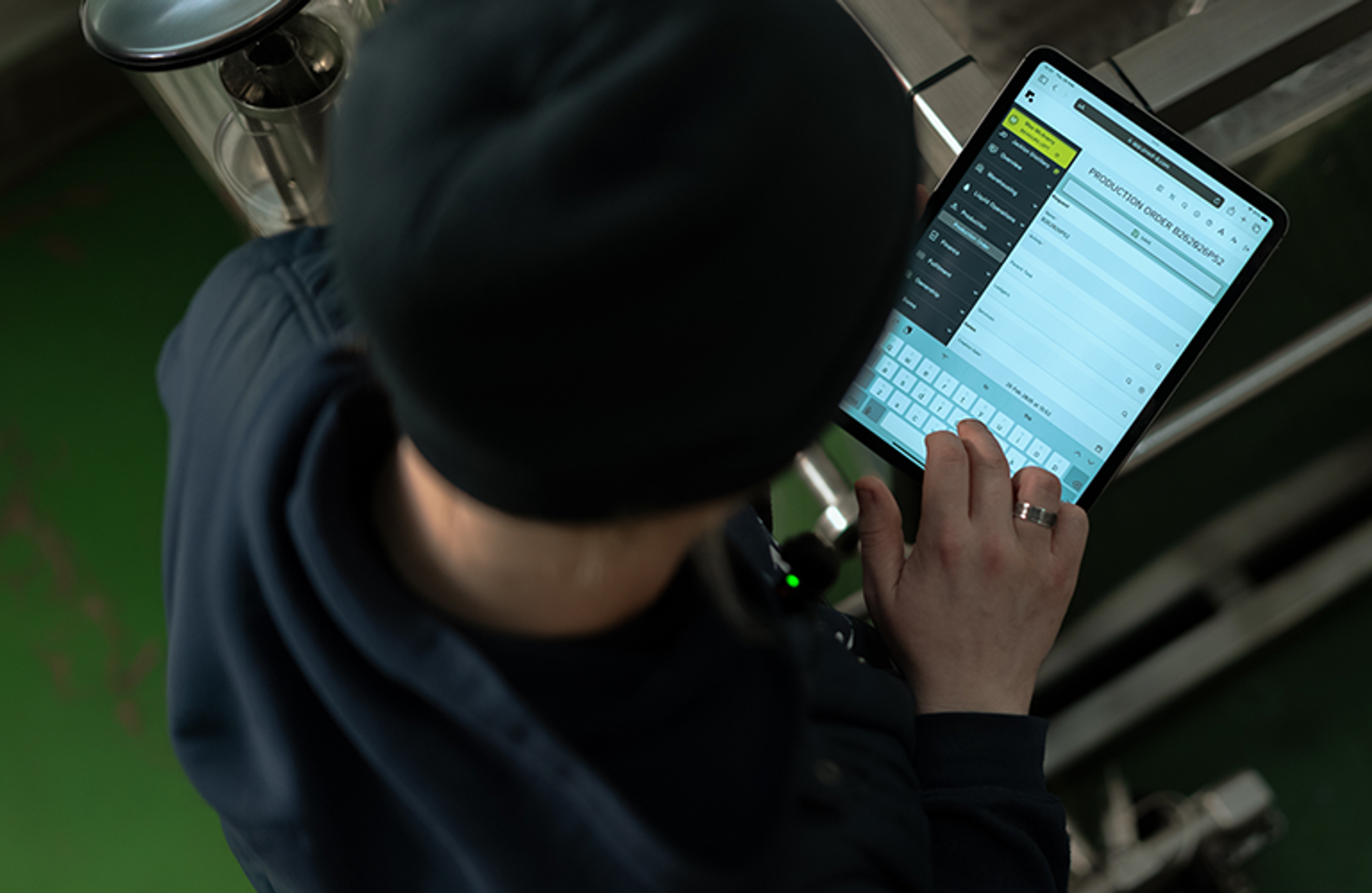 How to choose distillery management software