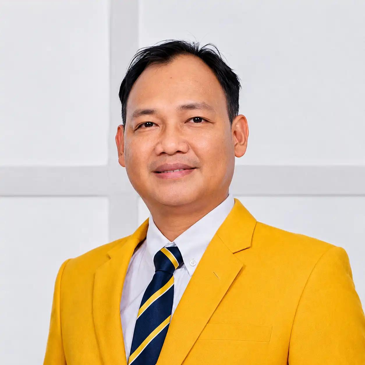 Portrait — Prof. Dr. Anton Komaini