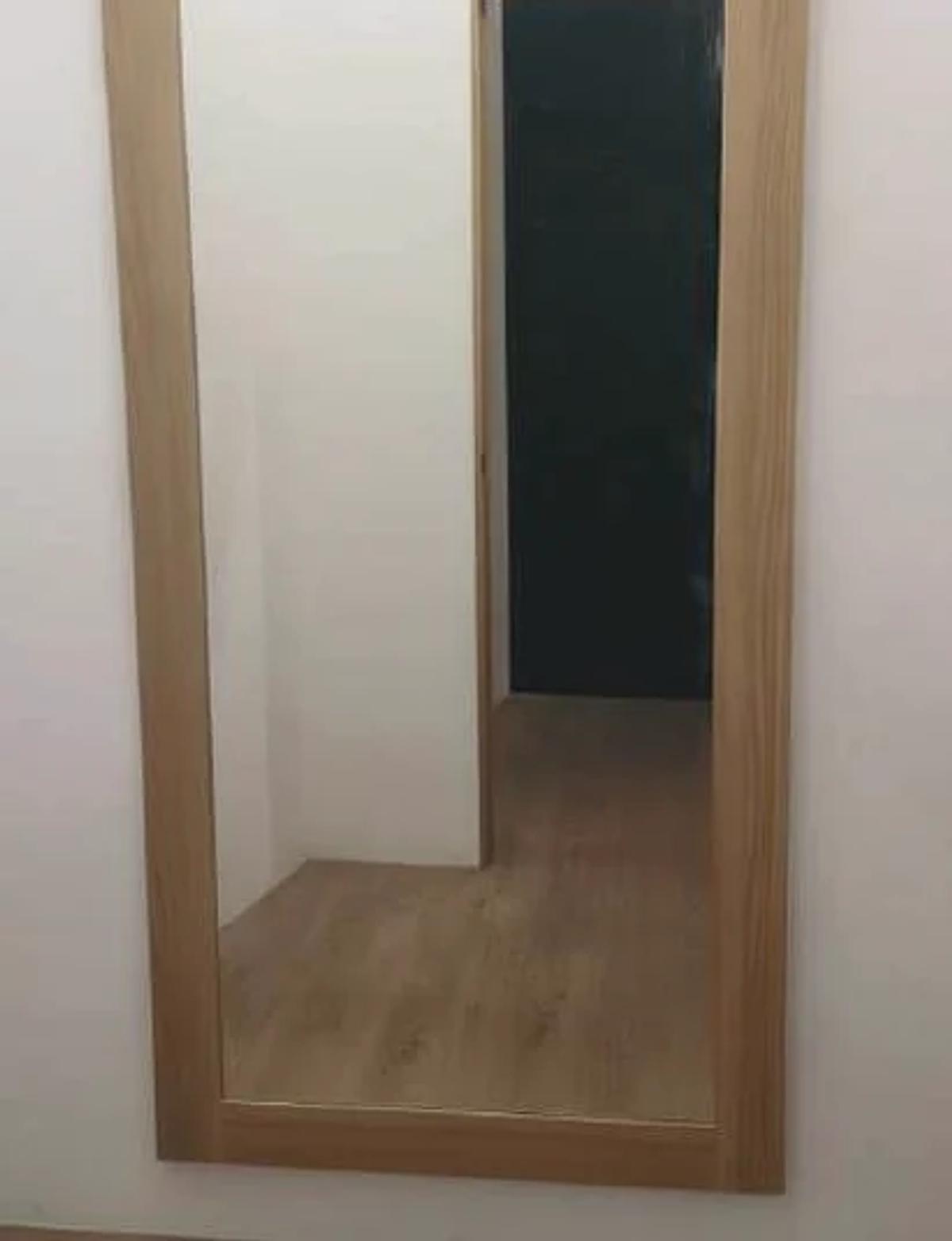 CUSTOM MIRROR INSTALLATION