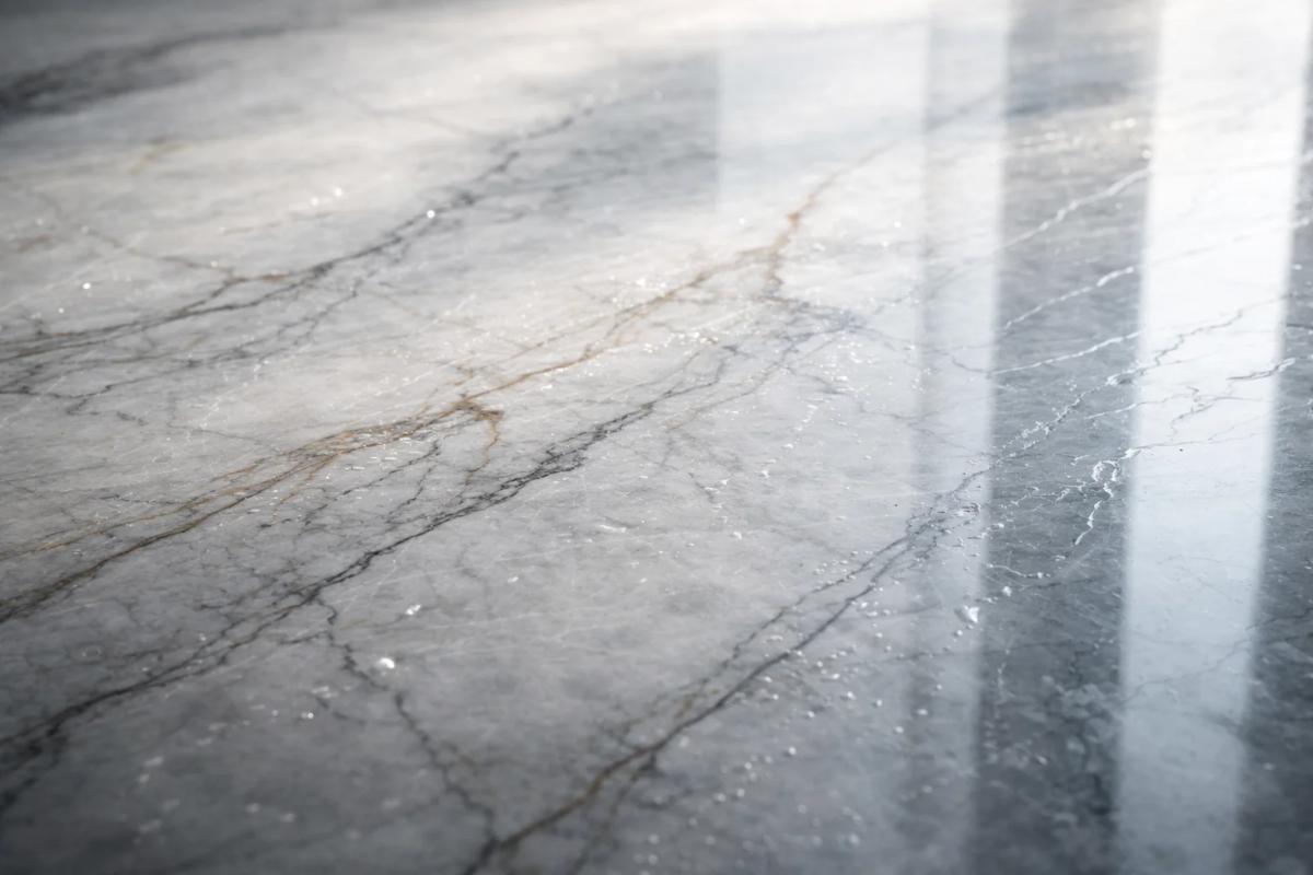 ENGINEERED STONE & PAINT