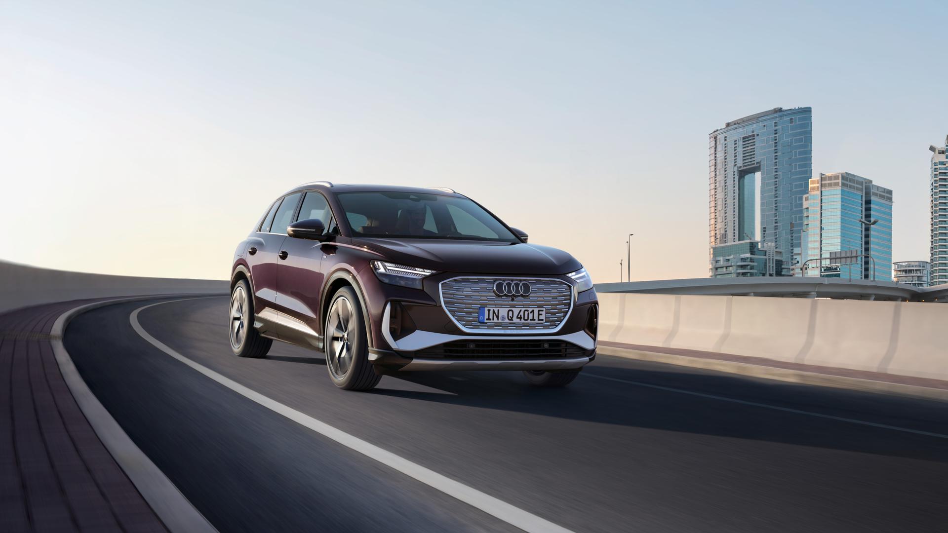 Bilde av en Q4 e-tron.