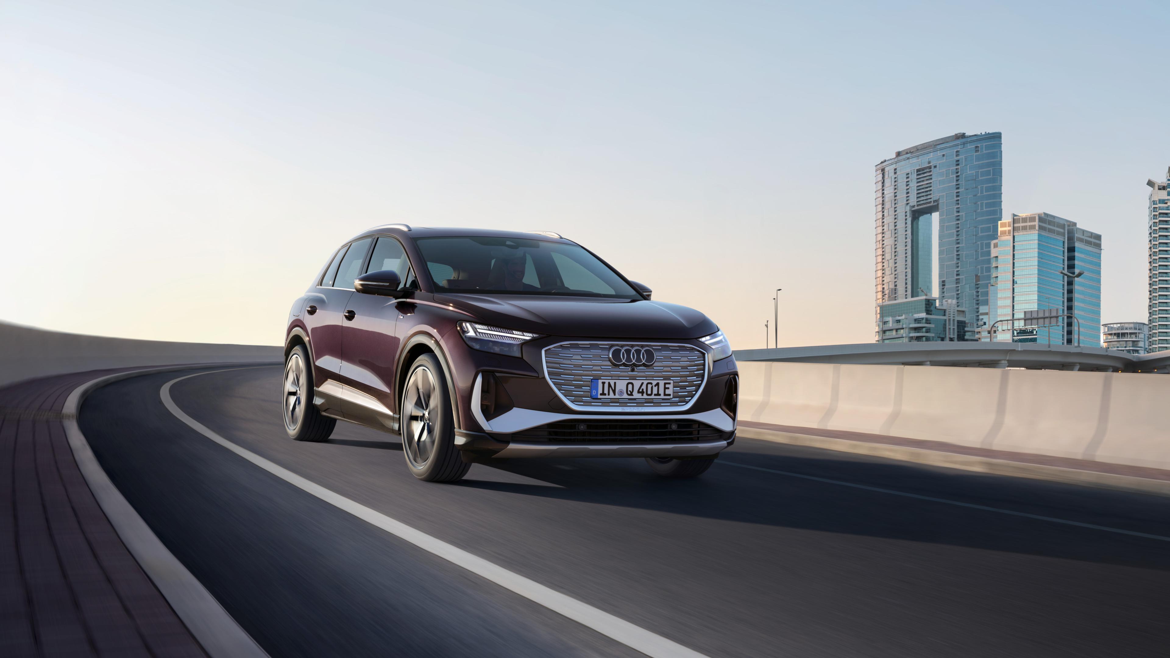 Bilde av en Q4 e-tron.