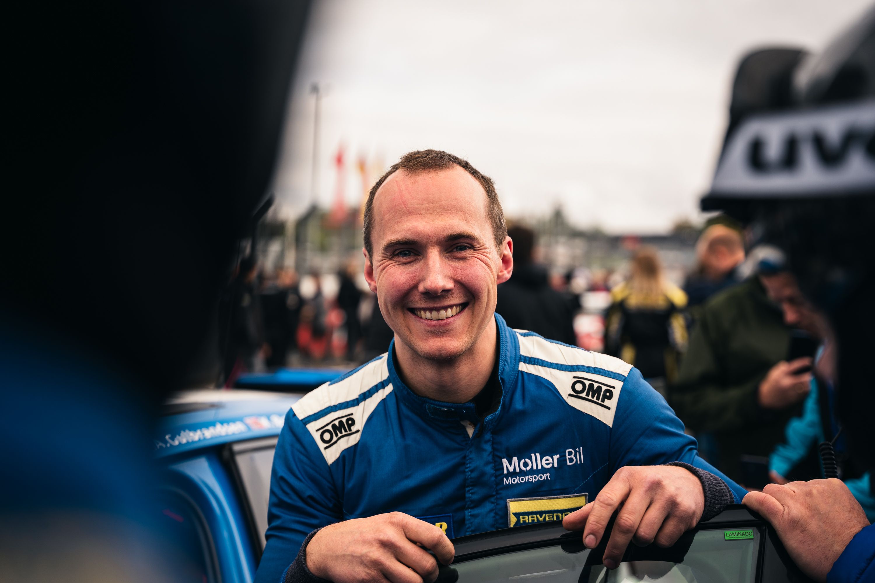 Kenneth Østvold (avbildet) har mye å smile av etter helgens løp.