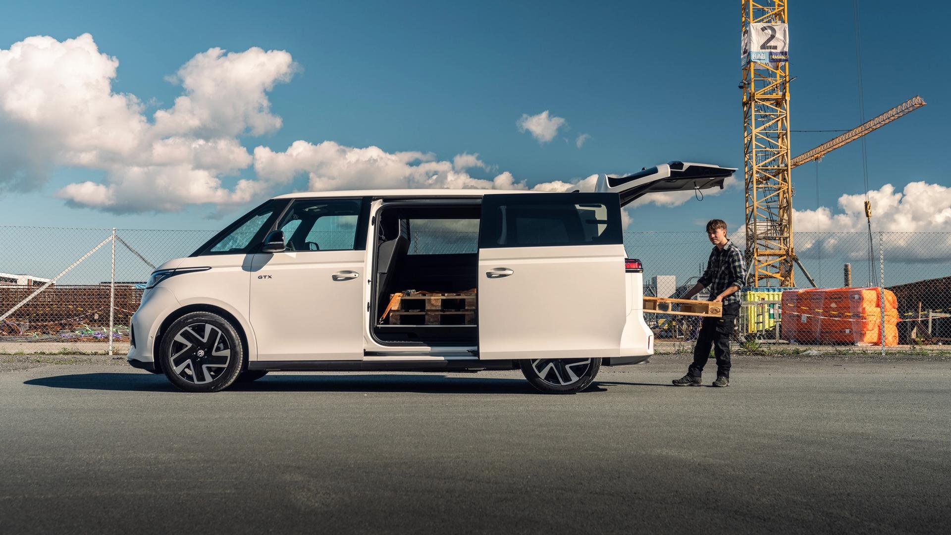 Her er ID. Buzz GTX i lang utgave som varebil.