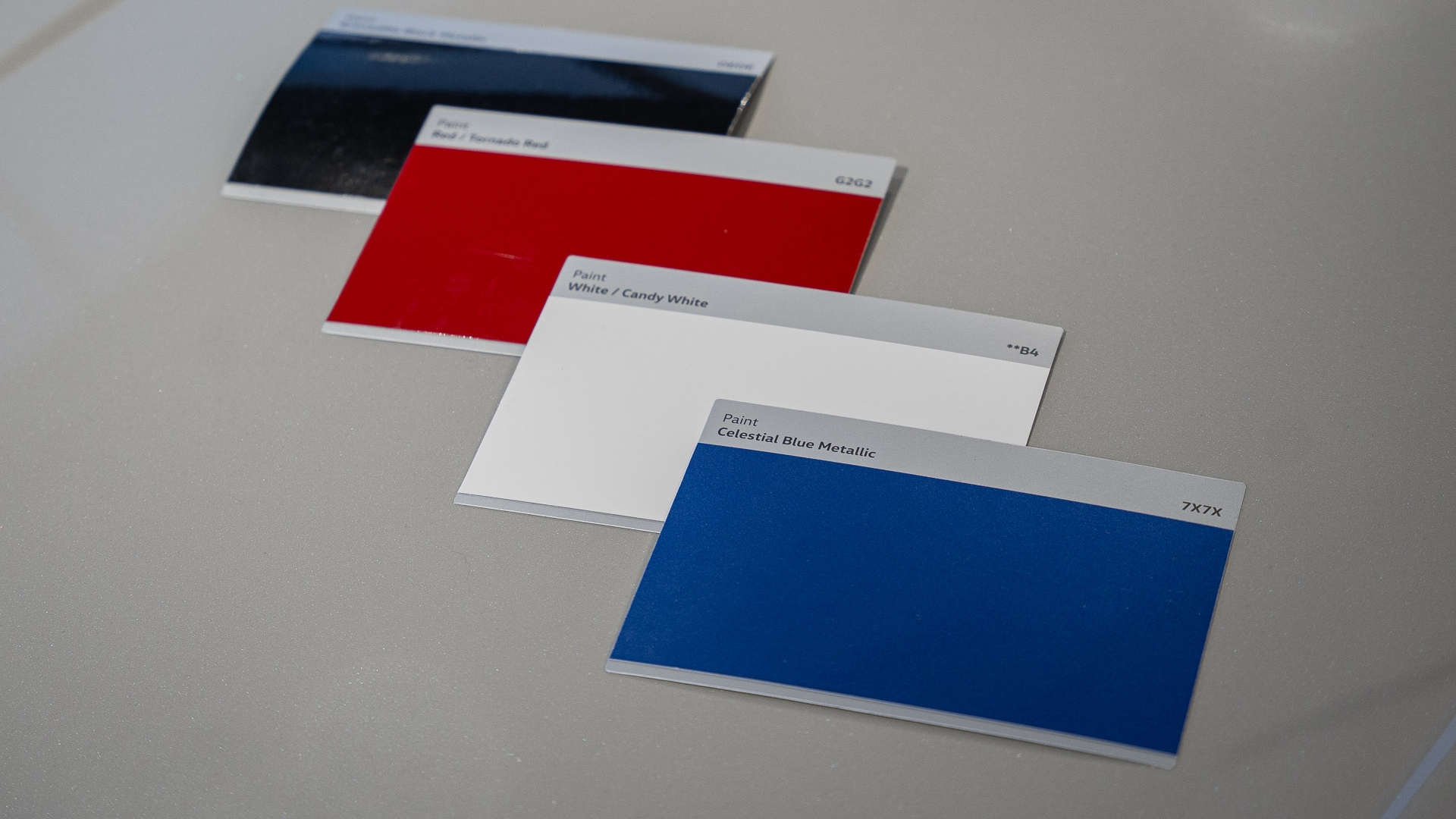 ID. Polo kommer i syv forskjellige farger.