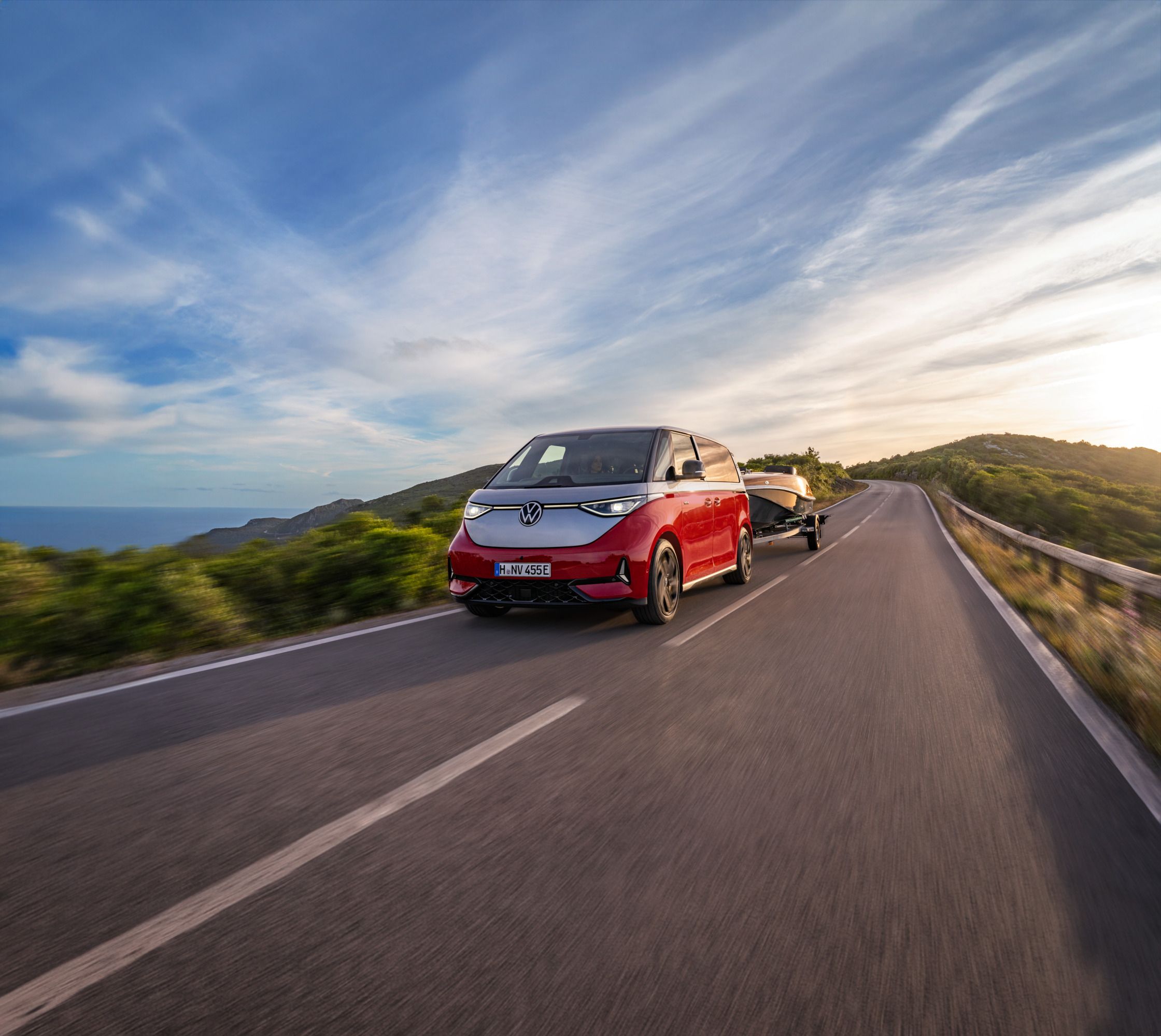 Tilhengervekten er på inntil 1800 kg.