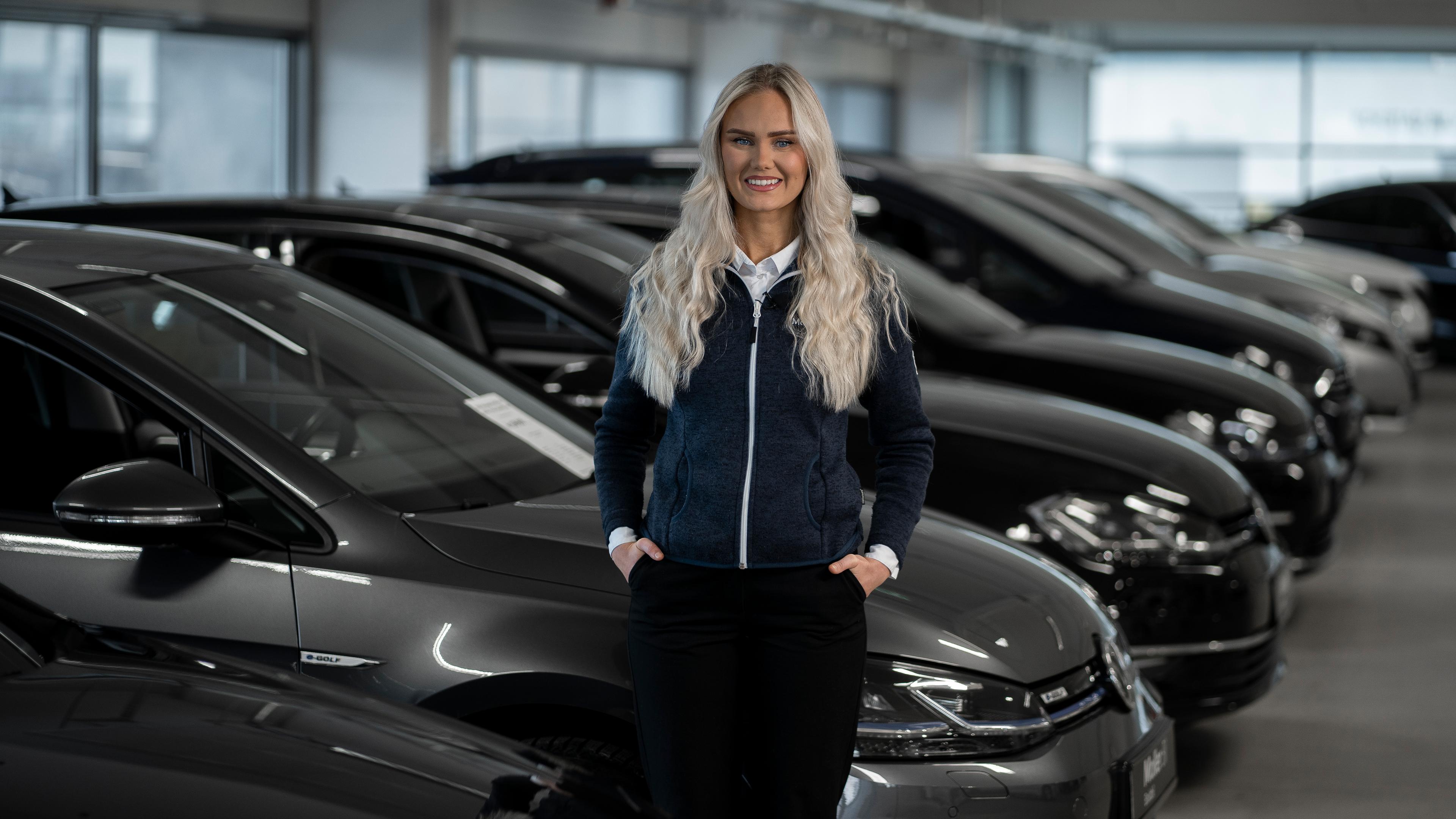 Veronica er en av mange bruktbilselgere i Møller Bil som kan hjelpe deg med en serviceavtale.