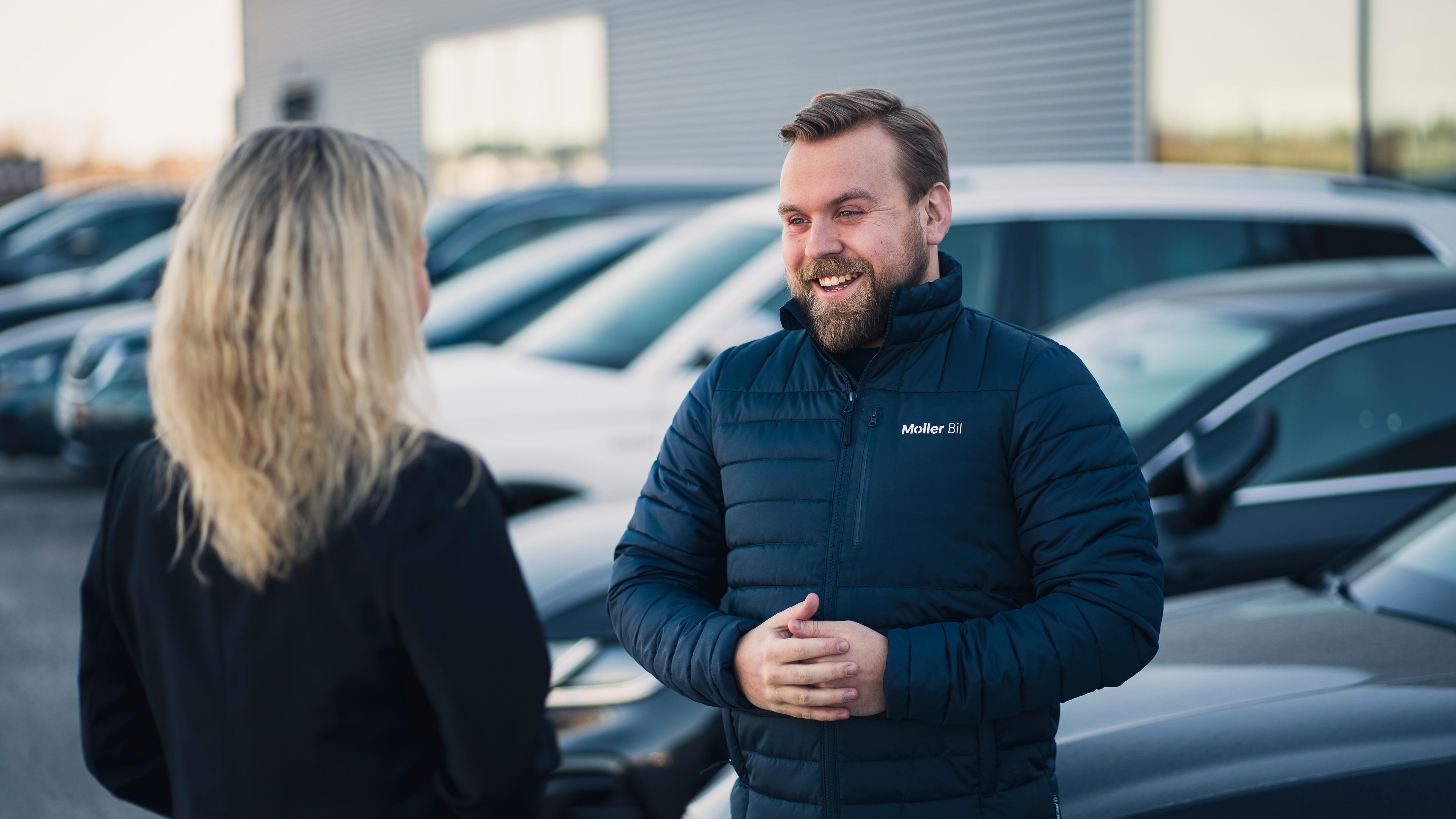 Møller Bil ansatt i salgshallen