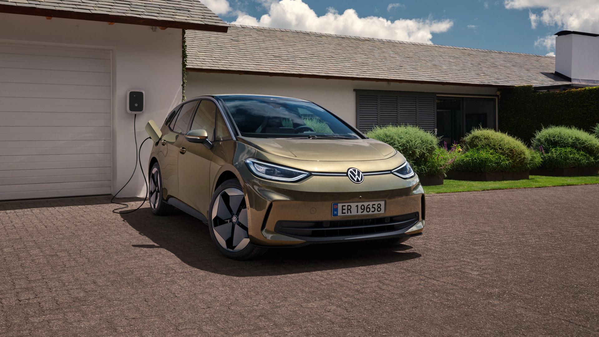 Bilde av ID.3 som kjører på veien i Oslo by