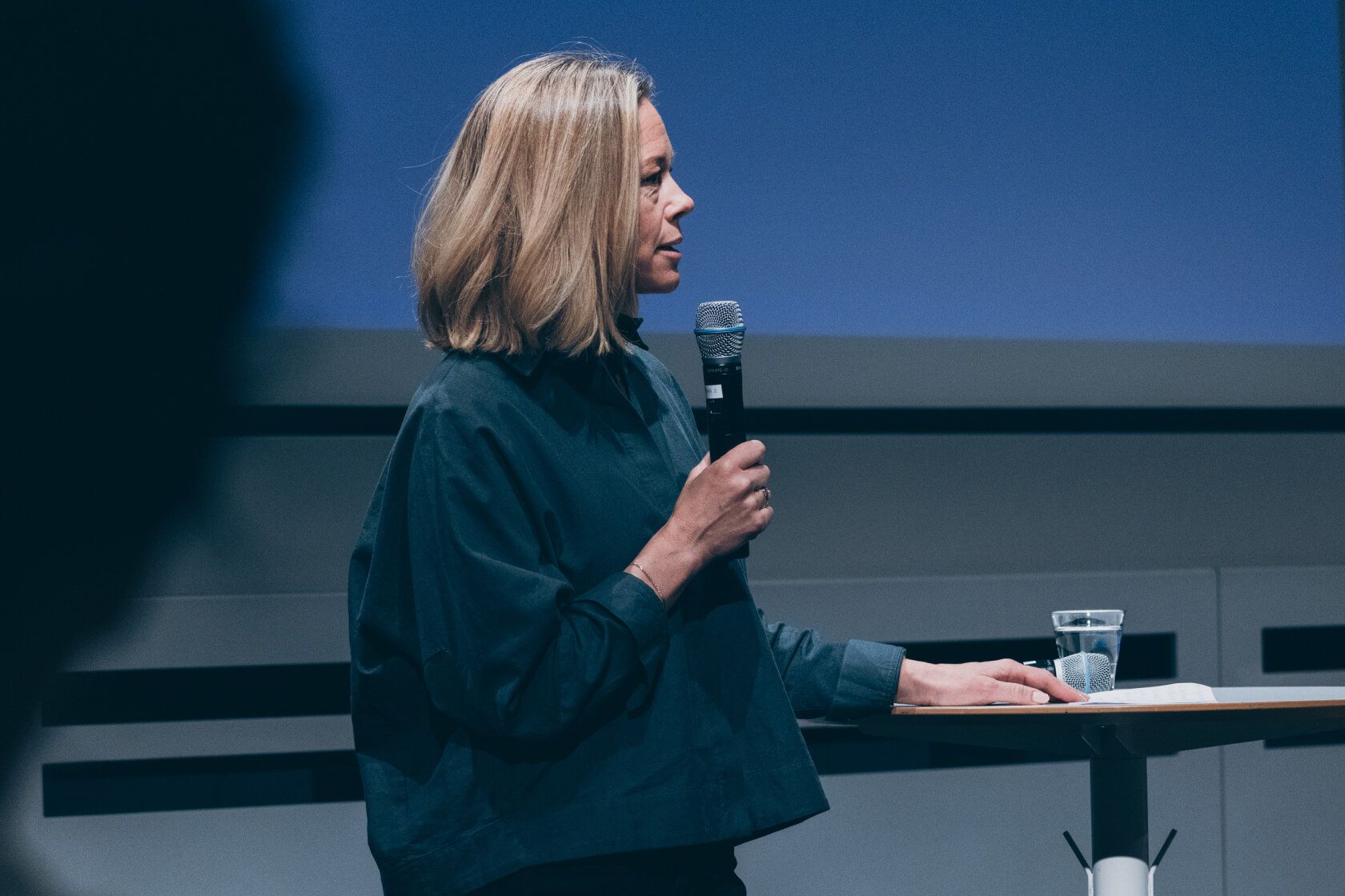Anna Carmo E Silva, Executive Vice President Strategy and Communications, welcoming participants