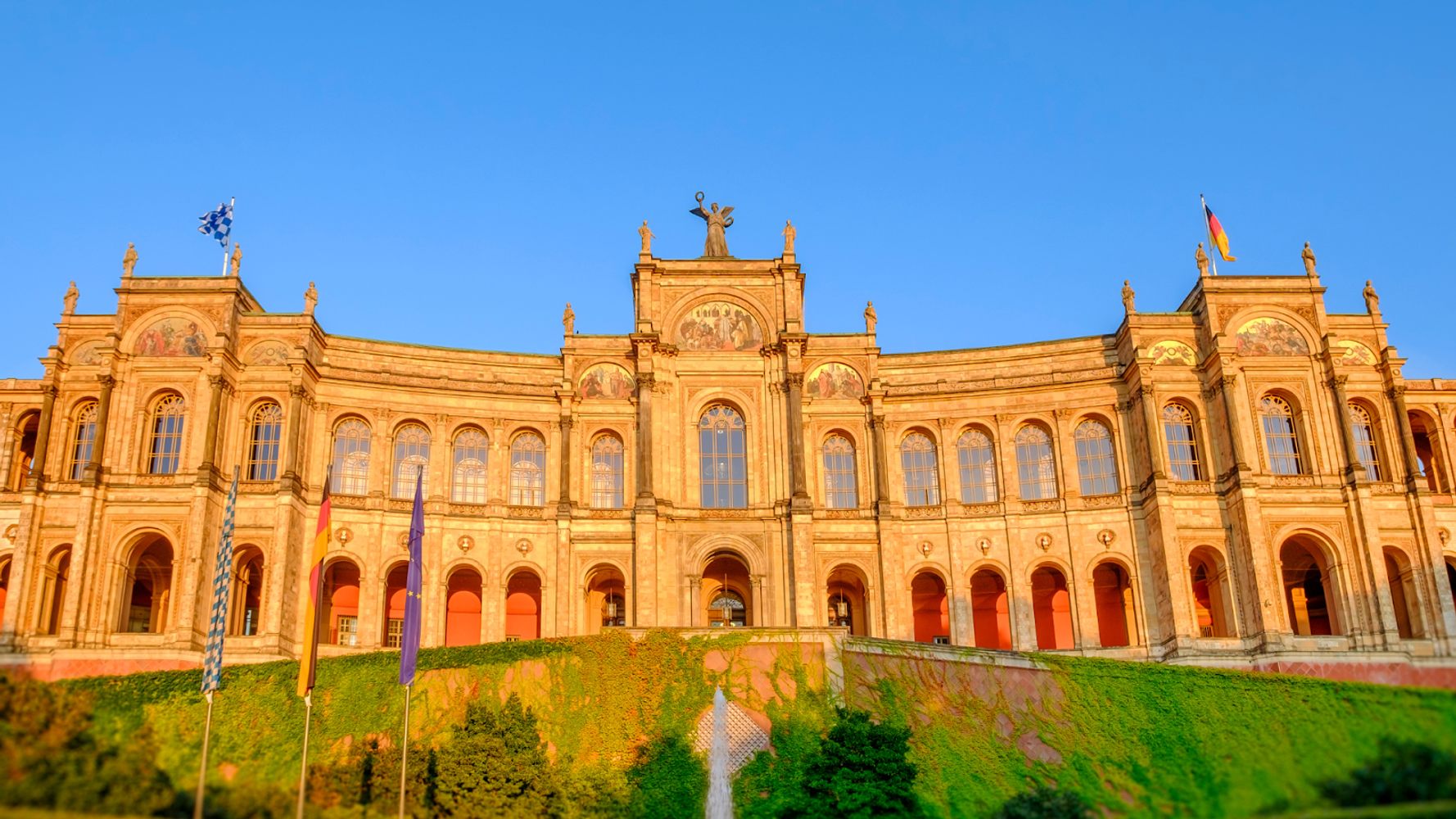 Maximilianeum, Munich