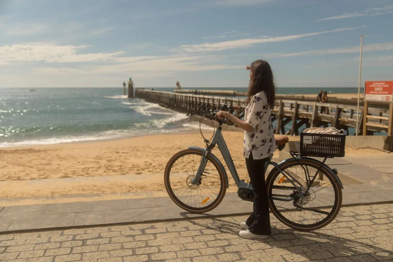 Les Landes en train : surf, thermes et Pays Basque — photo 1