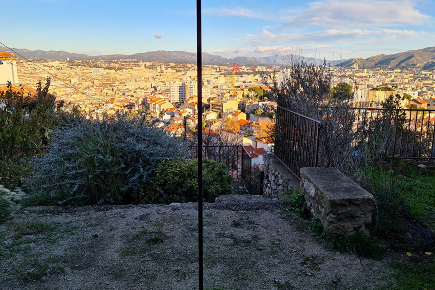 Après une centaine de marches, la vue en vaut la chandelle !