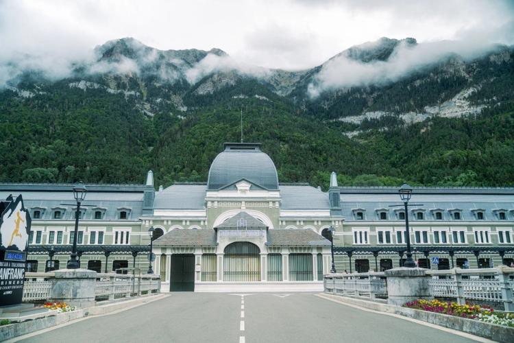 Le Canfranero : la renaissance de la ligne Saragosse - Canfranc et de la gare mythique des Pyrénées