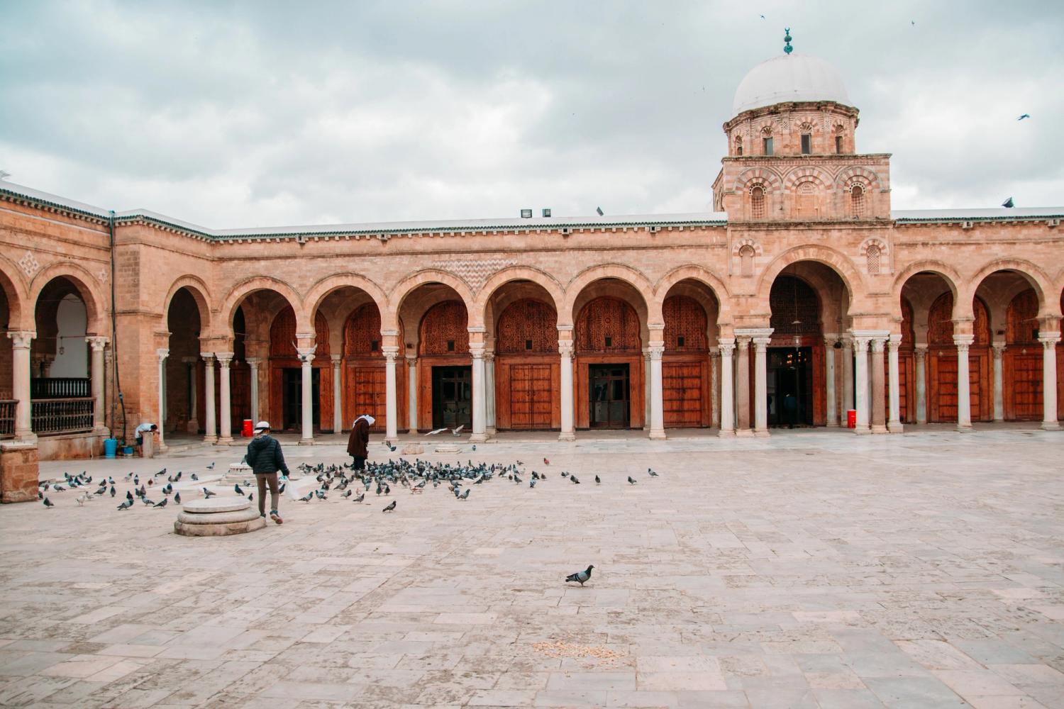 Image 2: Tunis