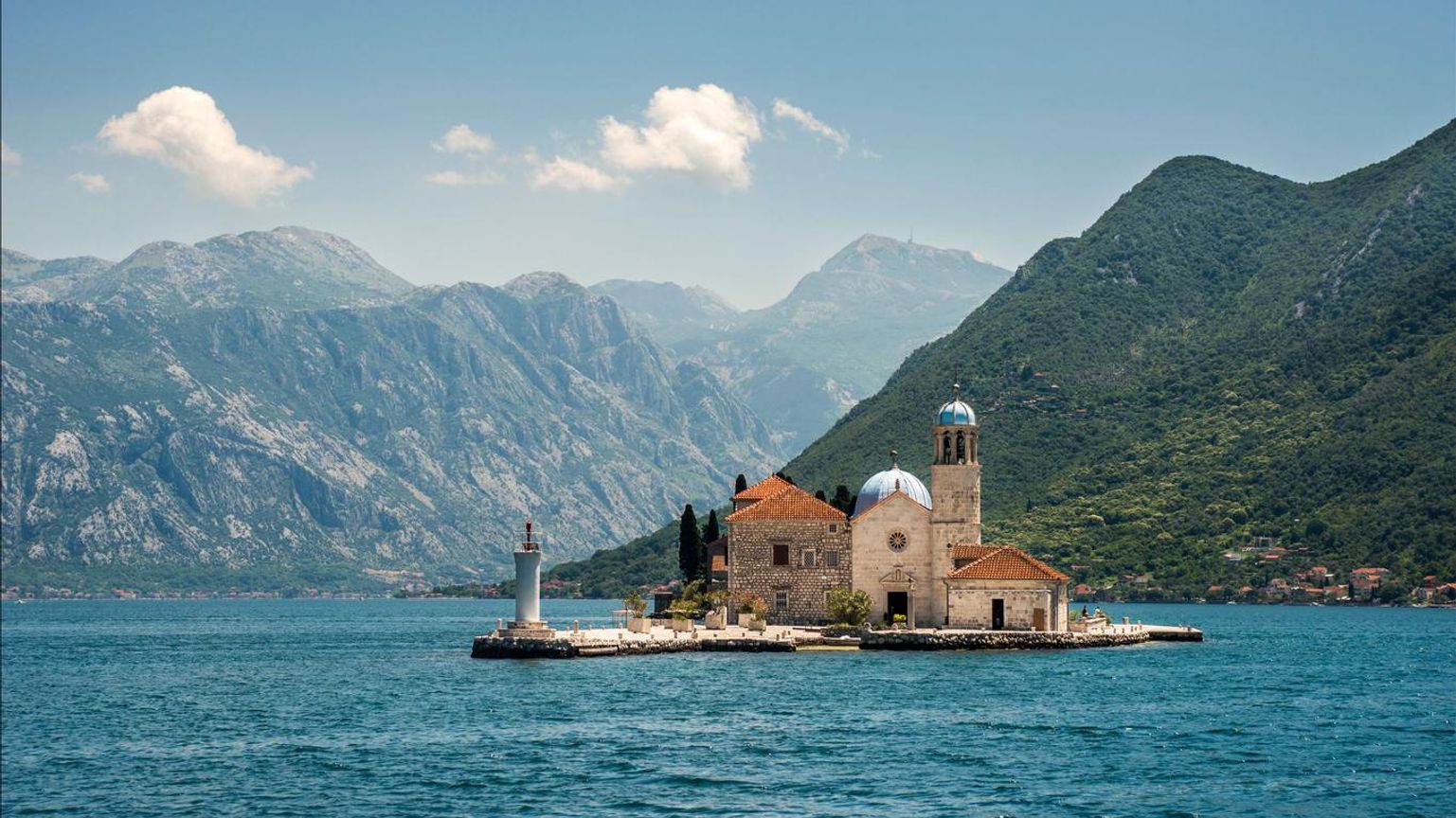 Set out to conquer Eastern Europe — photo 1