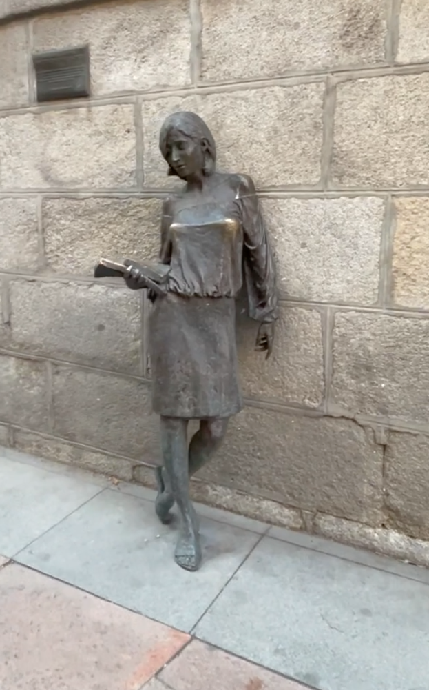 Statue Tras Julia, Calle del Pez, 28015 Madrid Espagne