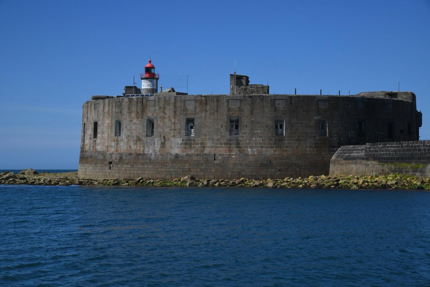 Image 3: Cherbourg