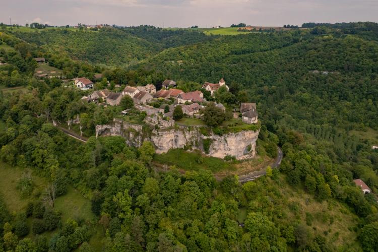Que faire dans le Doubs : les plus belles expériences à vivre dans les Montagnes du Jura