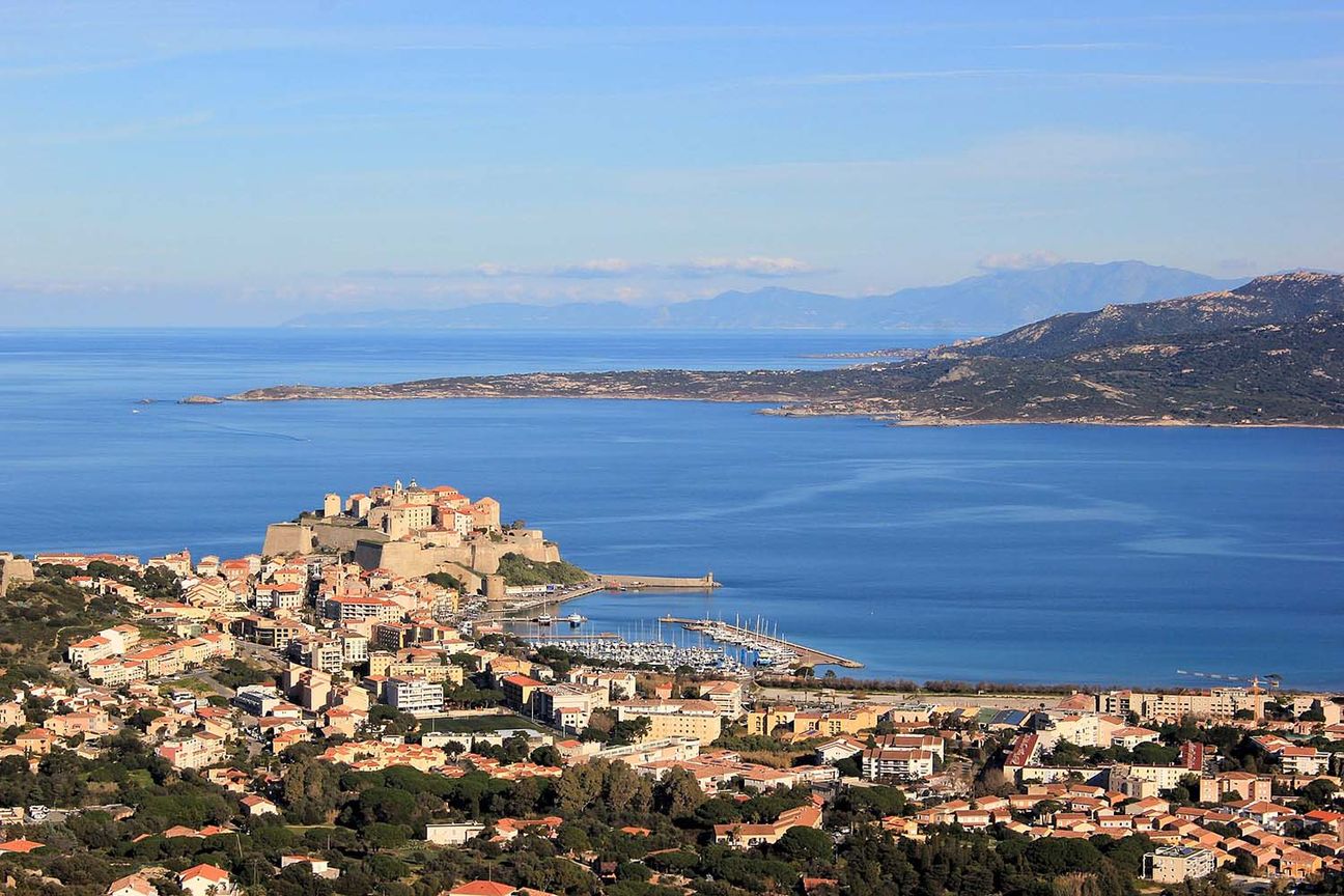 Calvi — photo 1