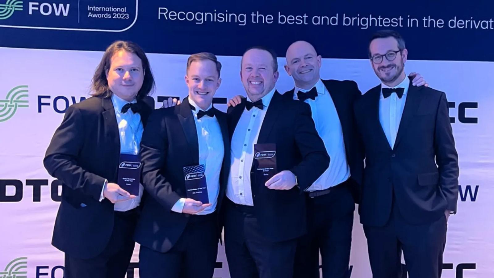 合馬公式アカウント1  THE AMERICAN FUR AWARDS Weekend attire: