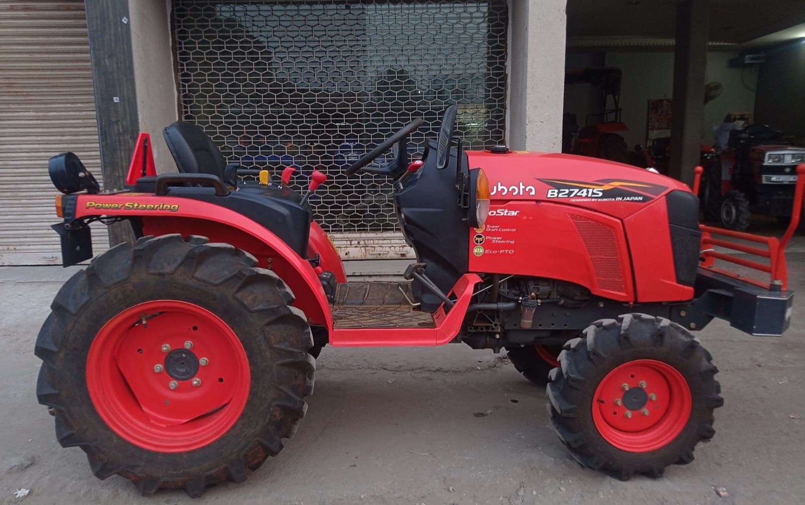 Tractor - Buy Tractors Online in India