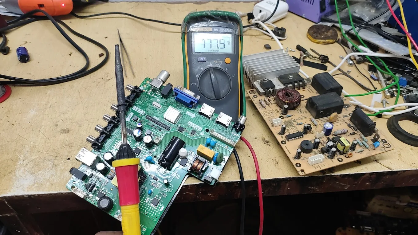Sound Electronics - image 4 of 5