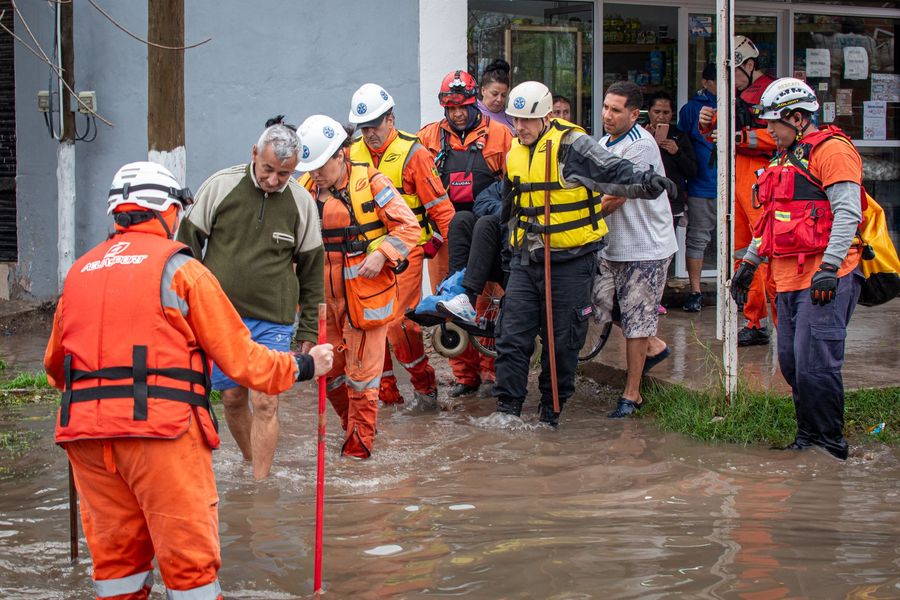 Cyclone Arnab nears East Coast: Thousands to be Evacuated in India