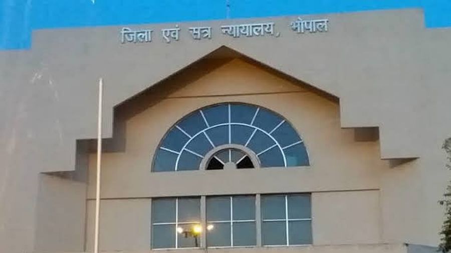भोपाल कोर्ट: सड़क हादसे में मृत बैंक अधिकारी को को 75.26 लाख का मुआवजा, 6% ब्याज का आदेश