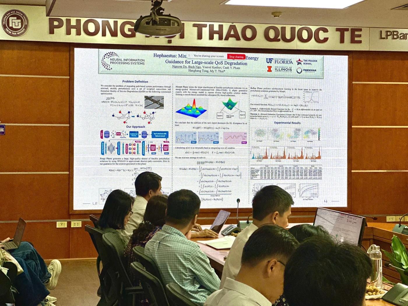 NCS. Do Hoang Khoi Nguyen (University of Florida, My) trinh bay poster khoa hoc Hephaestus — bai duoc chap nhan tai NeurIPS