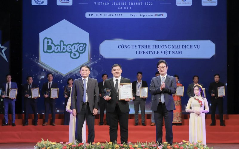 NHÃN HÀNG BABEGO VINH DỰ ĐẠT GIẢI THƯỞNG “TOP 10 THƯƠNG HIỆU DẪN ĐẦU VIỆT NAM 2022”