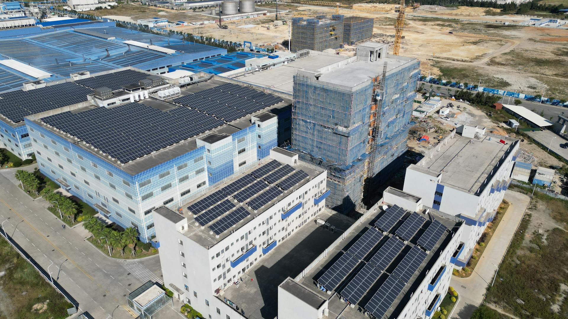 Image of building with renewable energy solar panels.