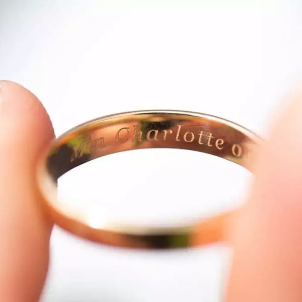 gravering på giftering