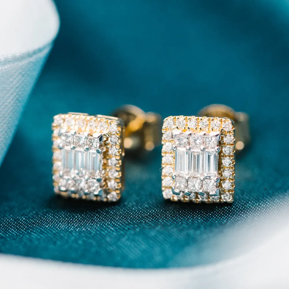 Diamantøredobber med baguetteslip