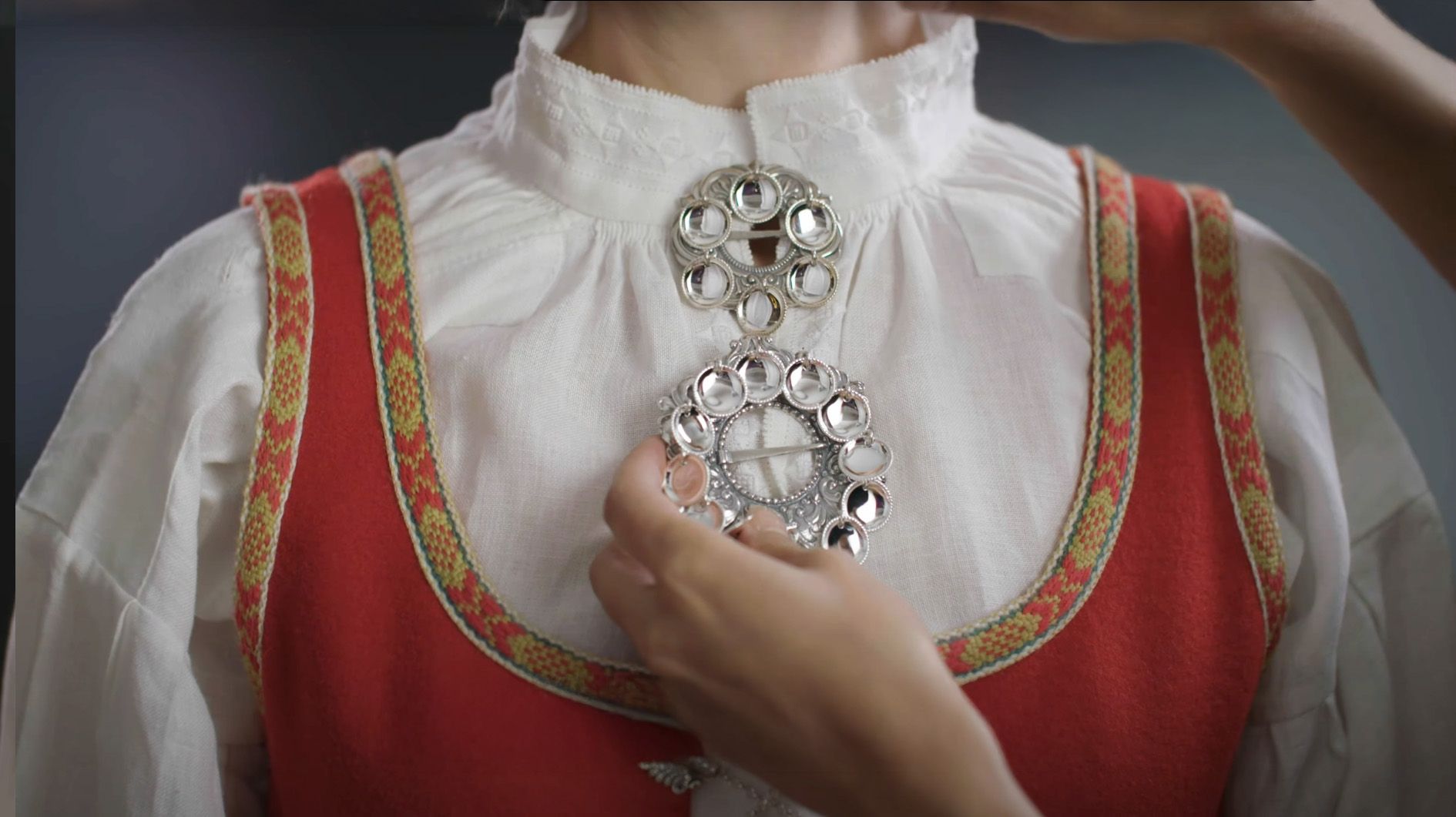 Bunadsølv på vestfoldbunad