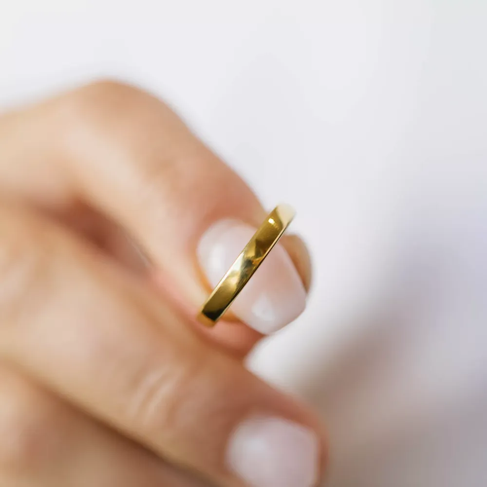 Gifteringer i gult gull