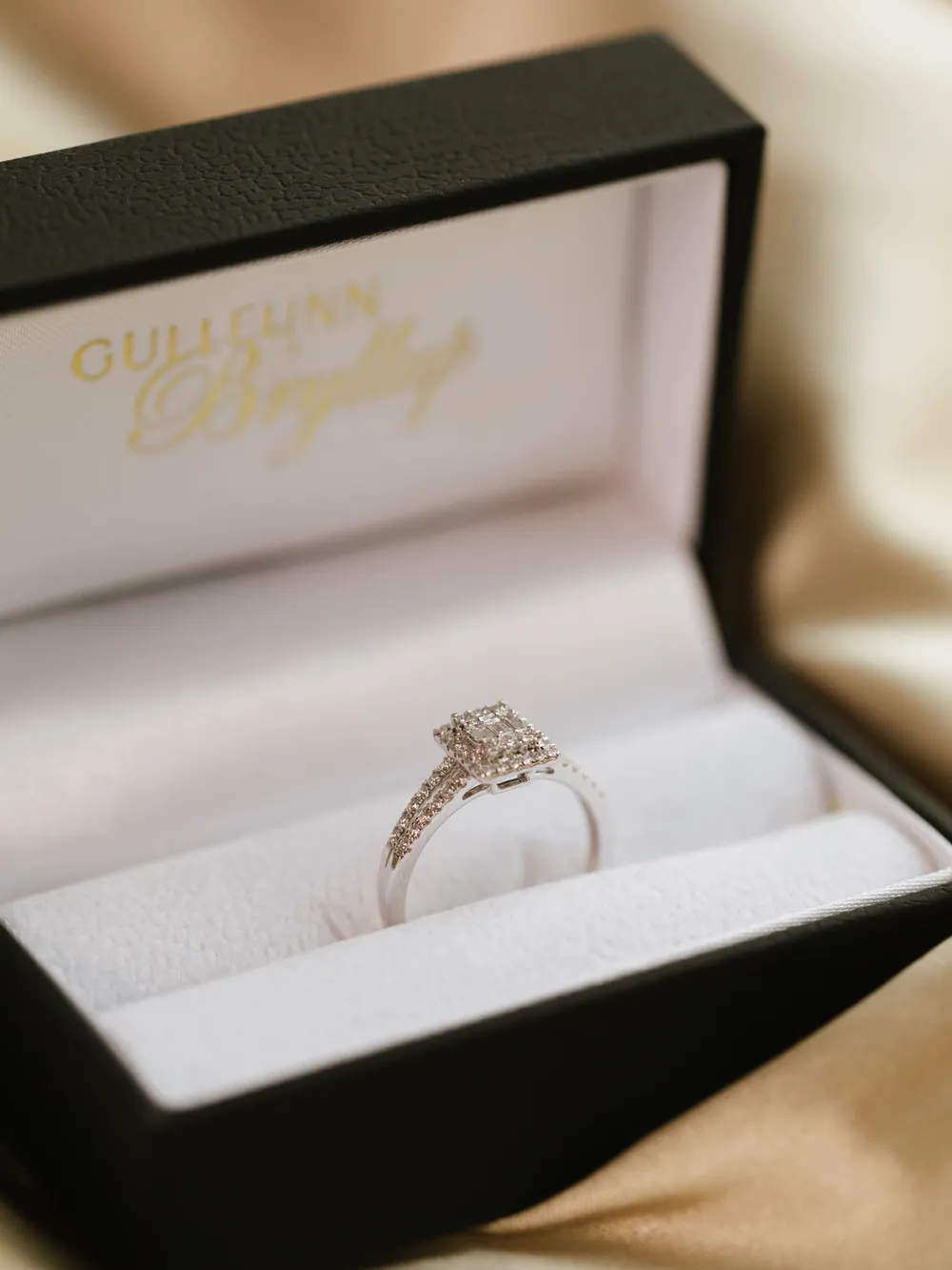 Diamantring til forlovelse