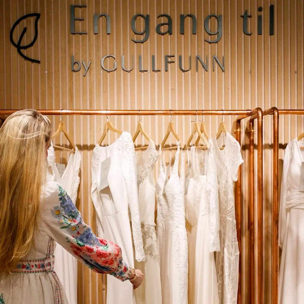 Second hand brudekjoler i vår eksklusive bryllupsavdeling