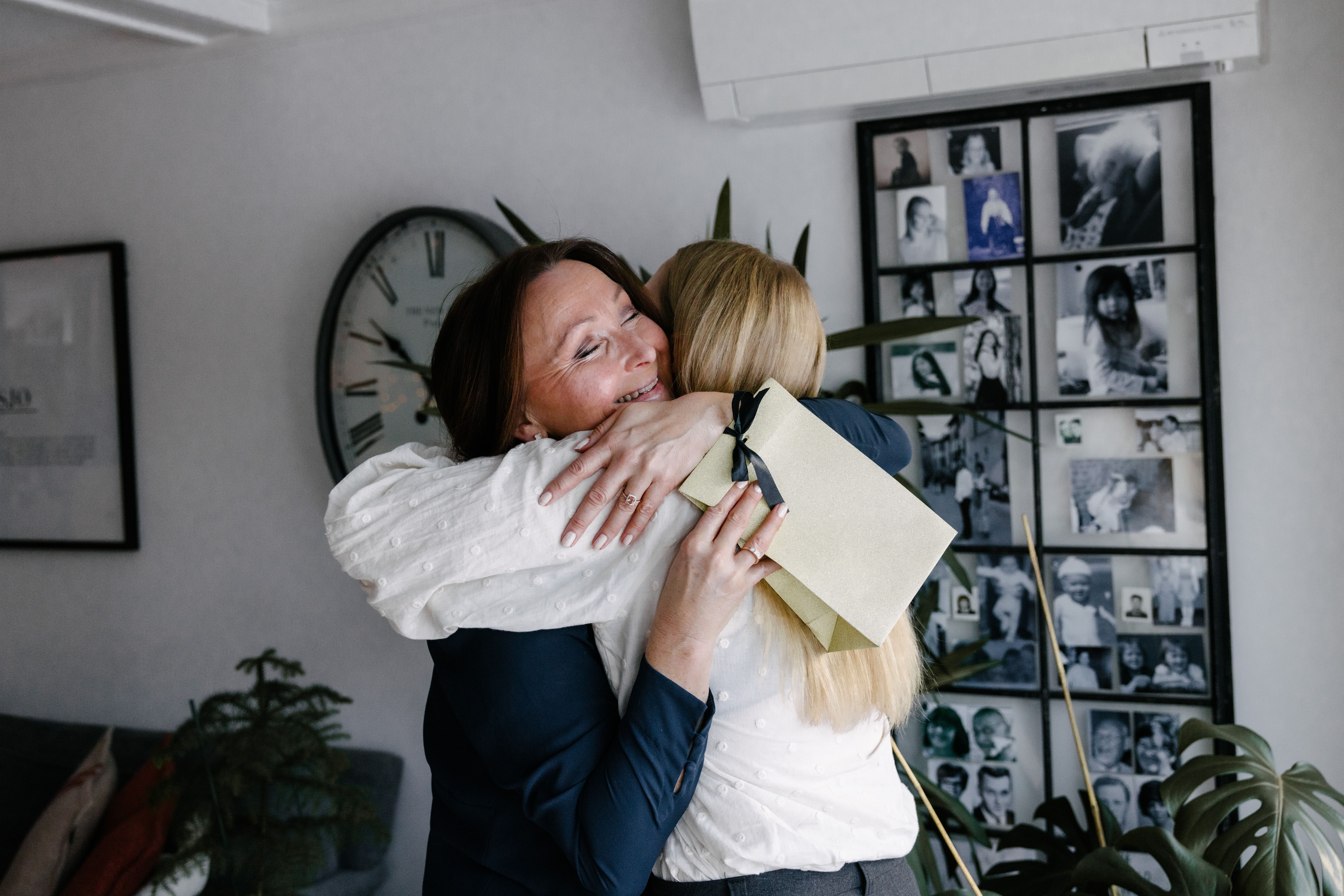 Gave i glitrende gavepose fra Gullfunn