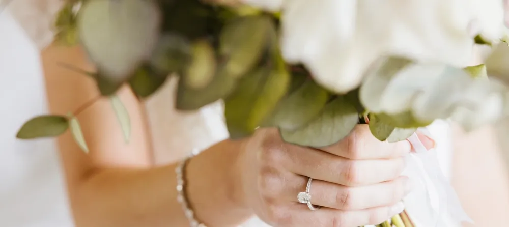 Brud med brudebukett