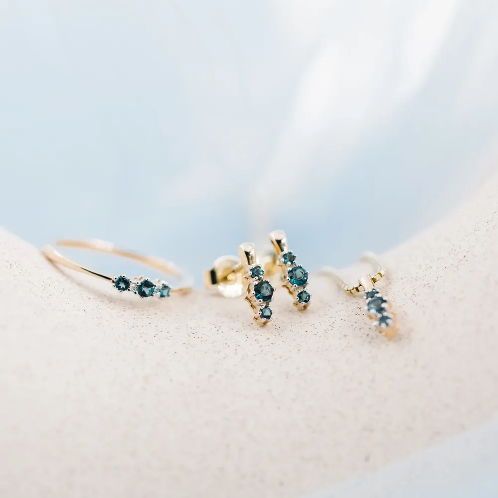 nora london blue topas