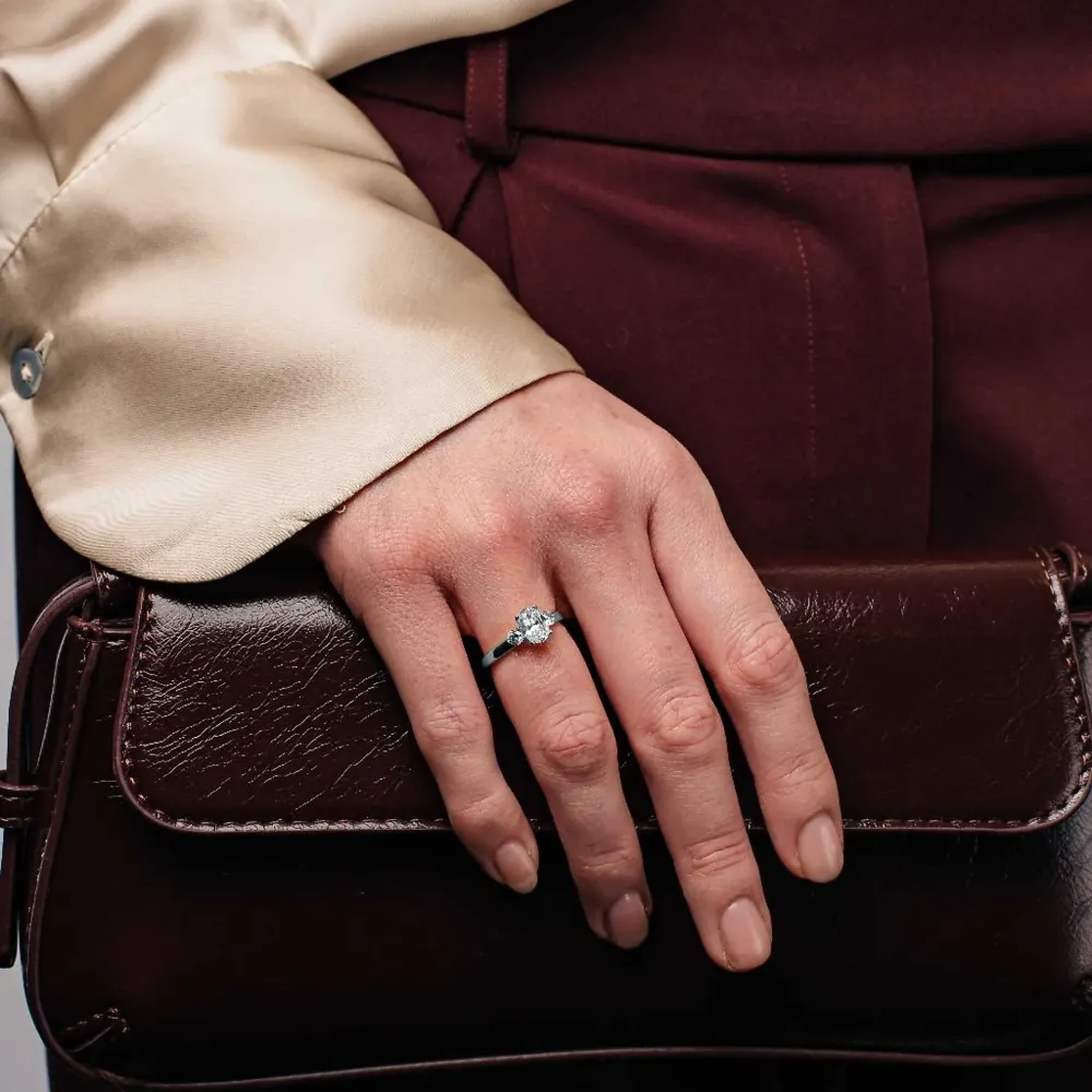 Ring med LAB-diamanter