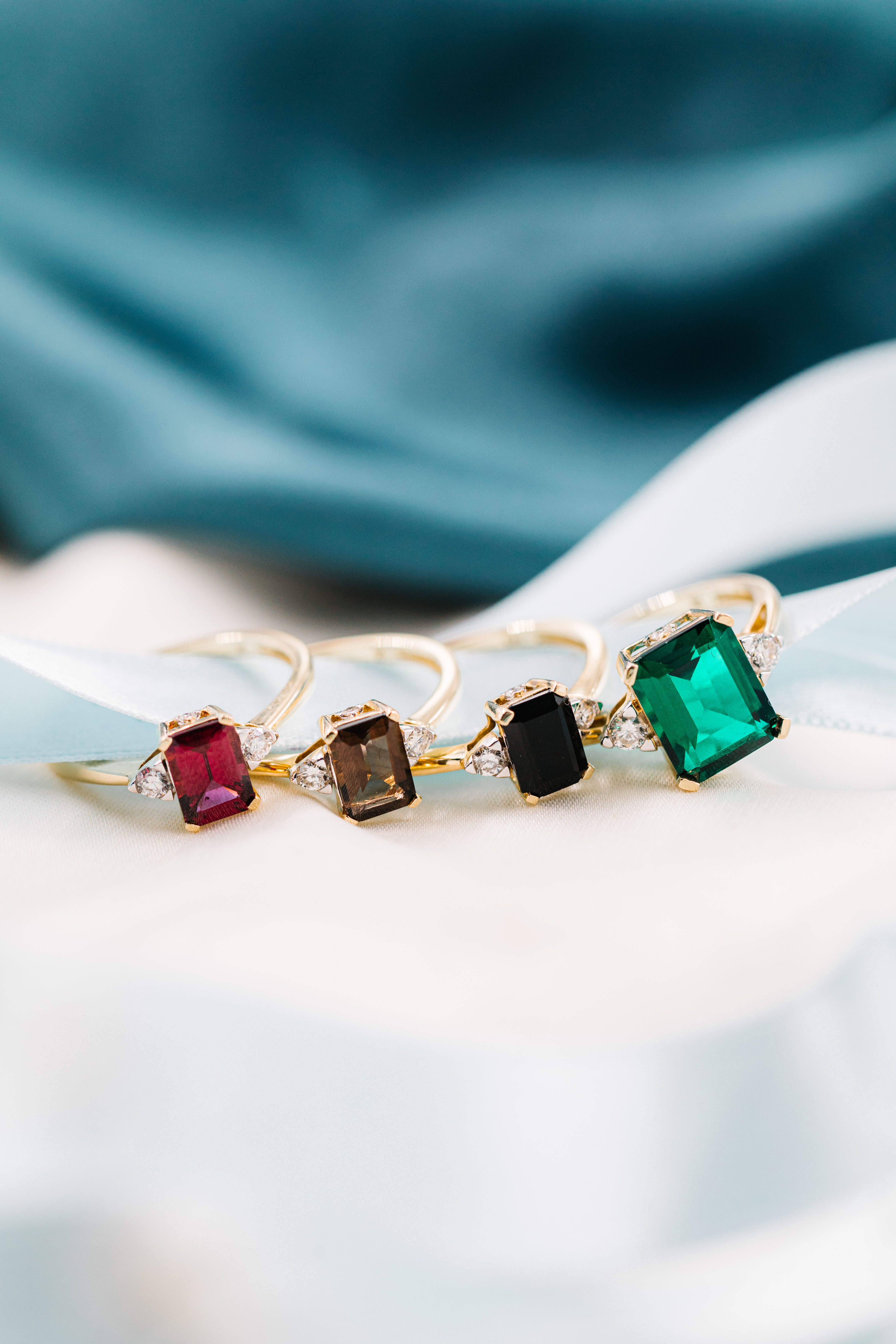 Michelle diamantringer med fargerike edelstener