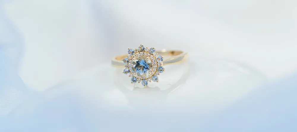 Ring med akvamarin