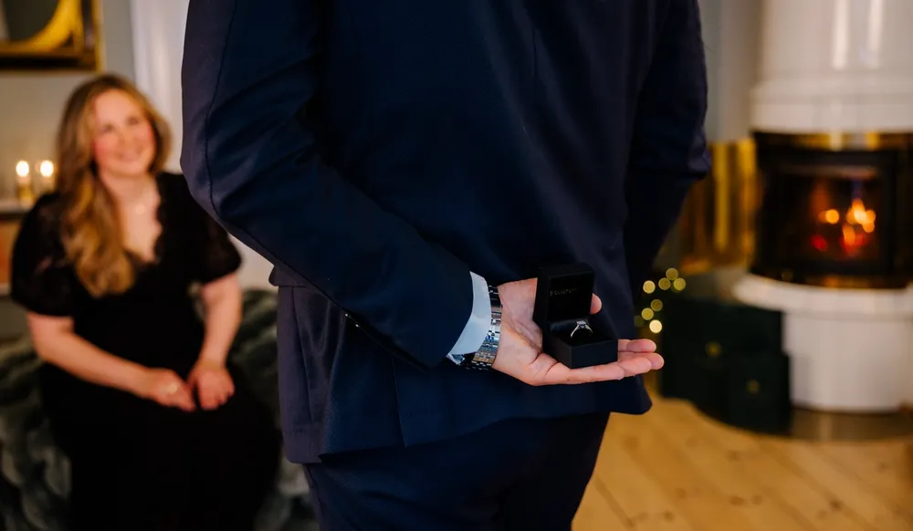 Frieri i julen med ring fra Gullfunn