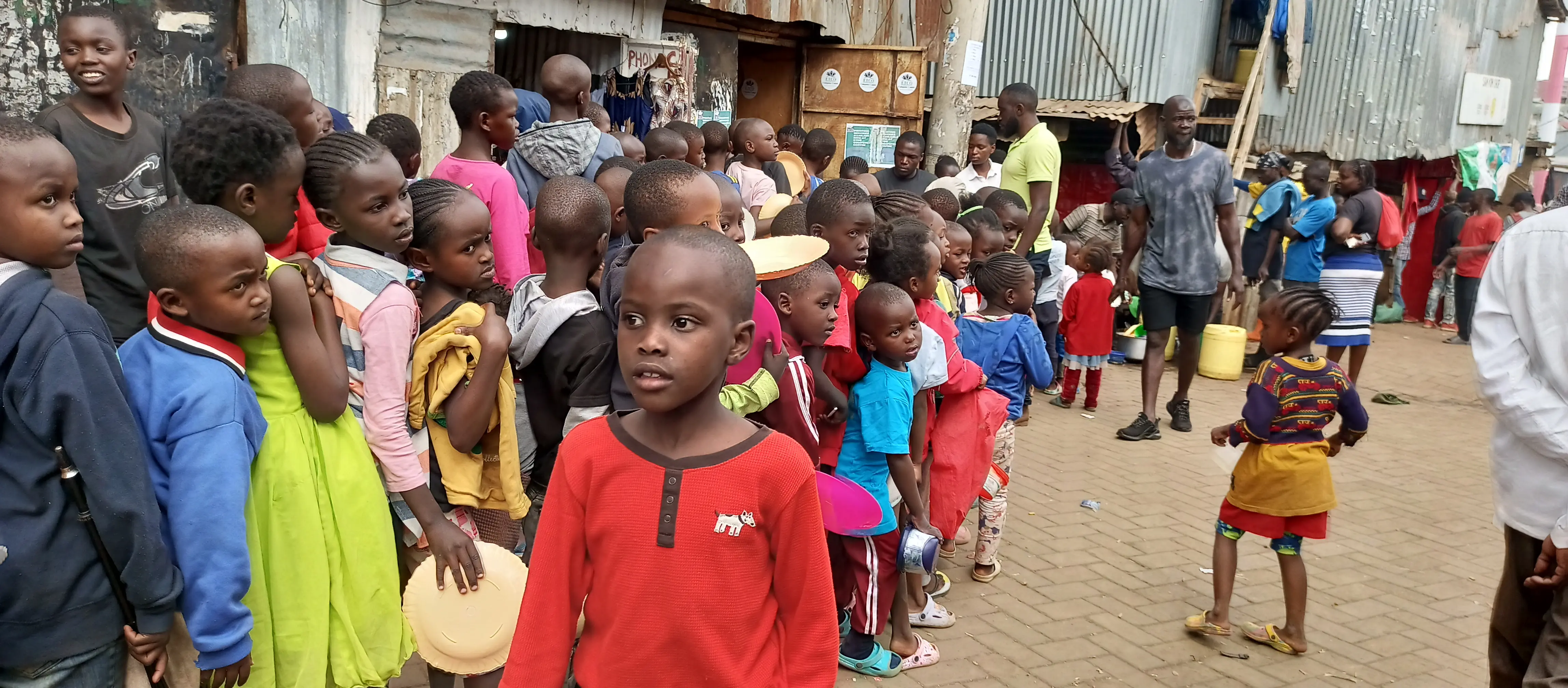 Field report gallery image 3: Week 22 - Feeding Program