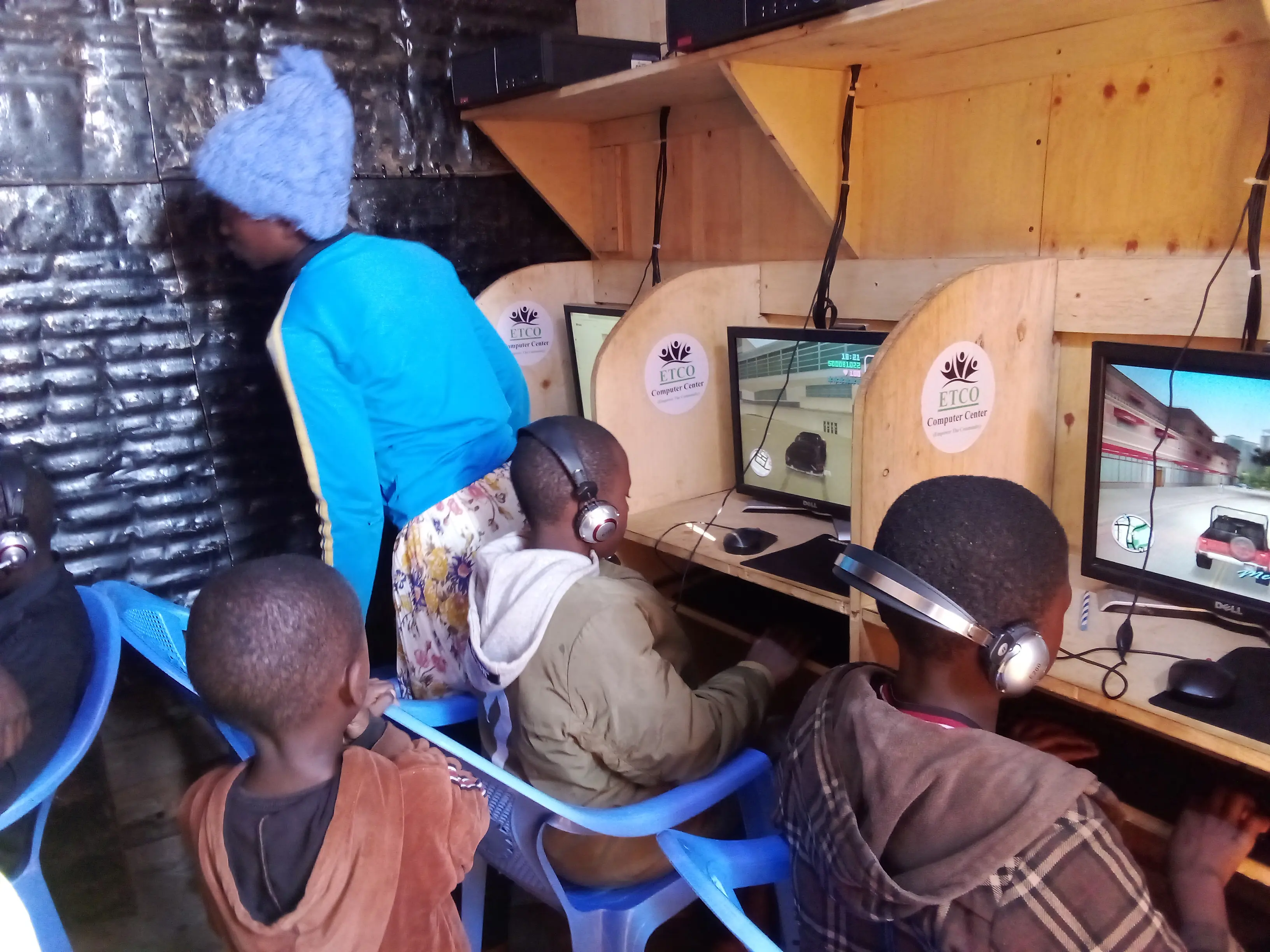 Field report gallery image 2: Week 14 - Children Feeding Program